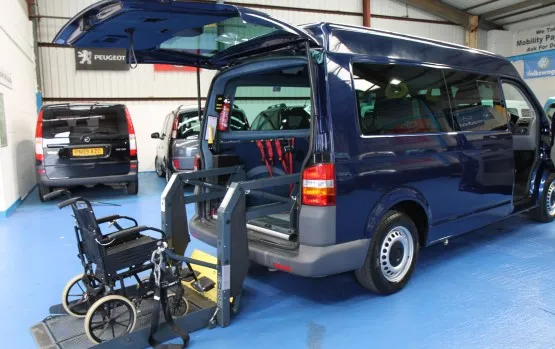 Wallingford Airport Taxis, Personal Cars, Taxis in Wallingford